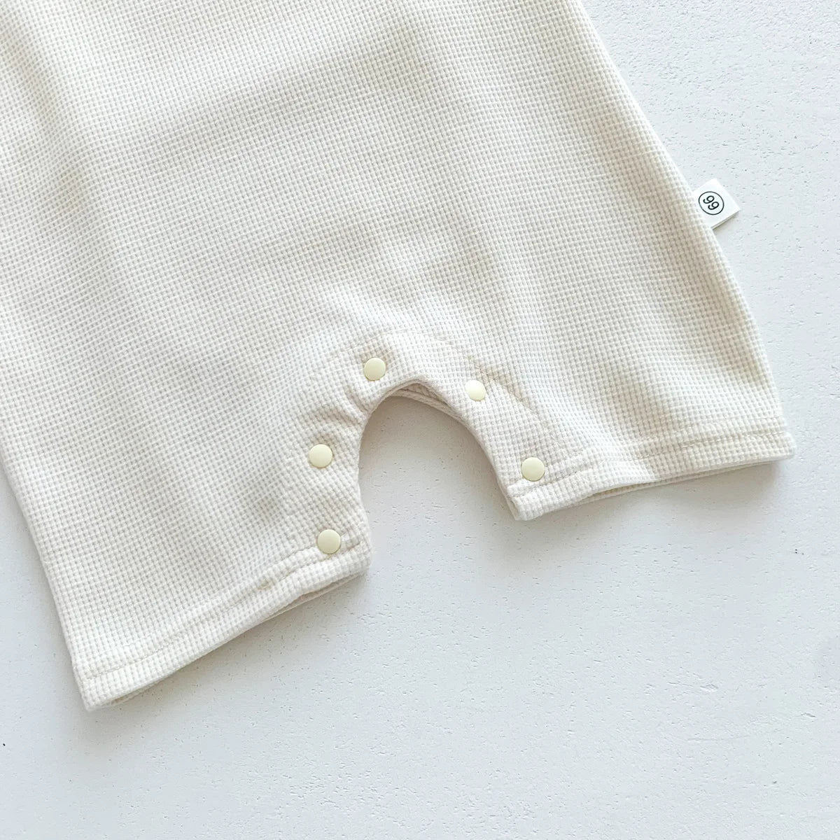 Nuevo en verano, monos para niños y niñas de manga corta con parche de gofre, monos para recién nacidos, pelele de algodón, sombrero de regalo con oreja