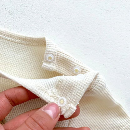 Nuevo en verano, monos para niños y niñas de manga corta con parche de gofre, monos para recién nacidos, pelele de algodón, sombrero de regalo con oreja