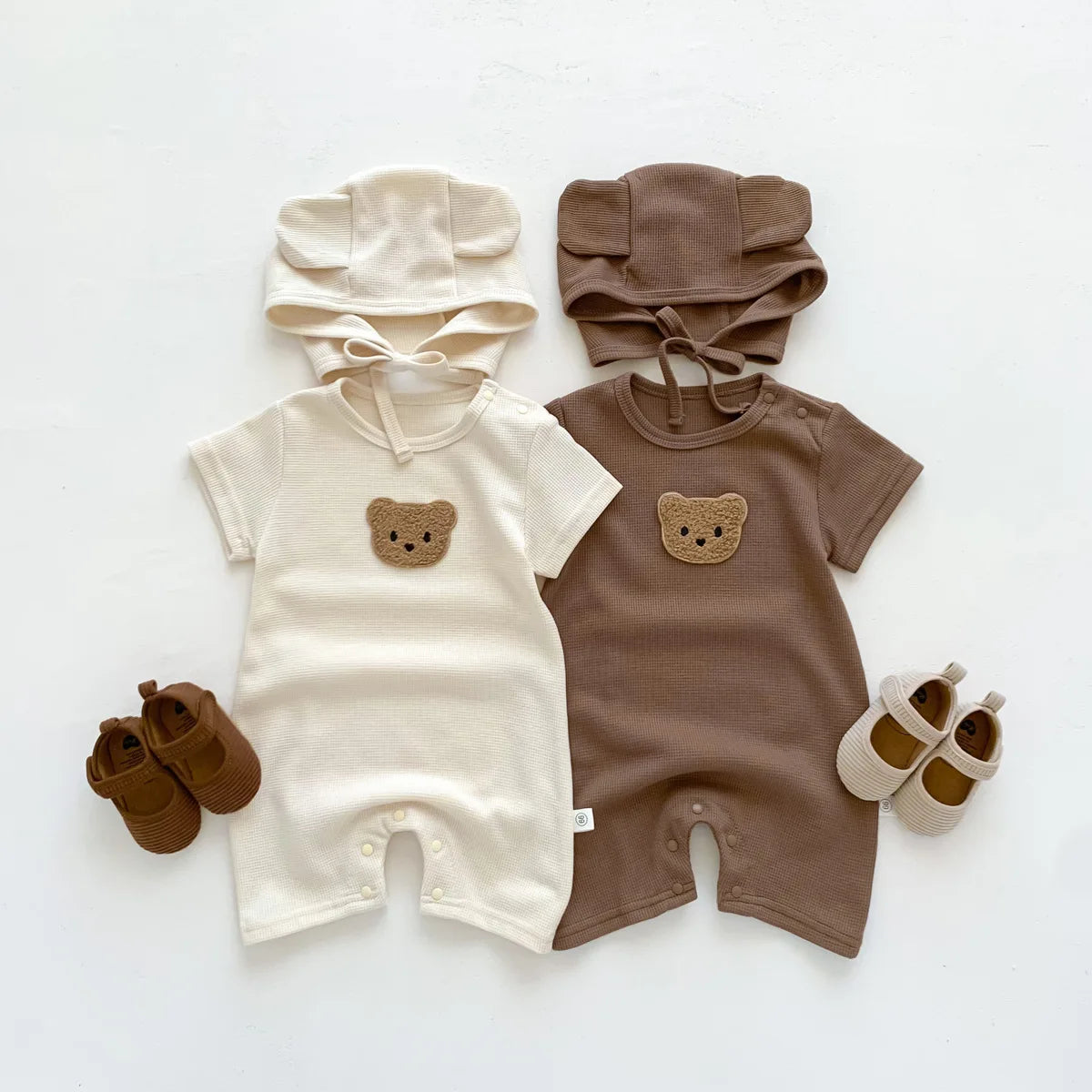 Nuevo en verano, monos para niños y niñas de manga corta con parche de gofre, monos para recién nacidos, pelele de algodón, sombrero de regalo con oreja